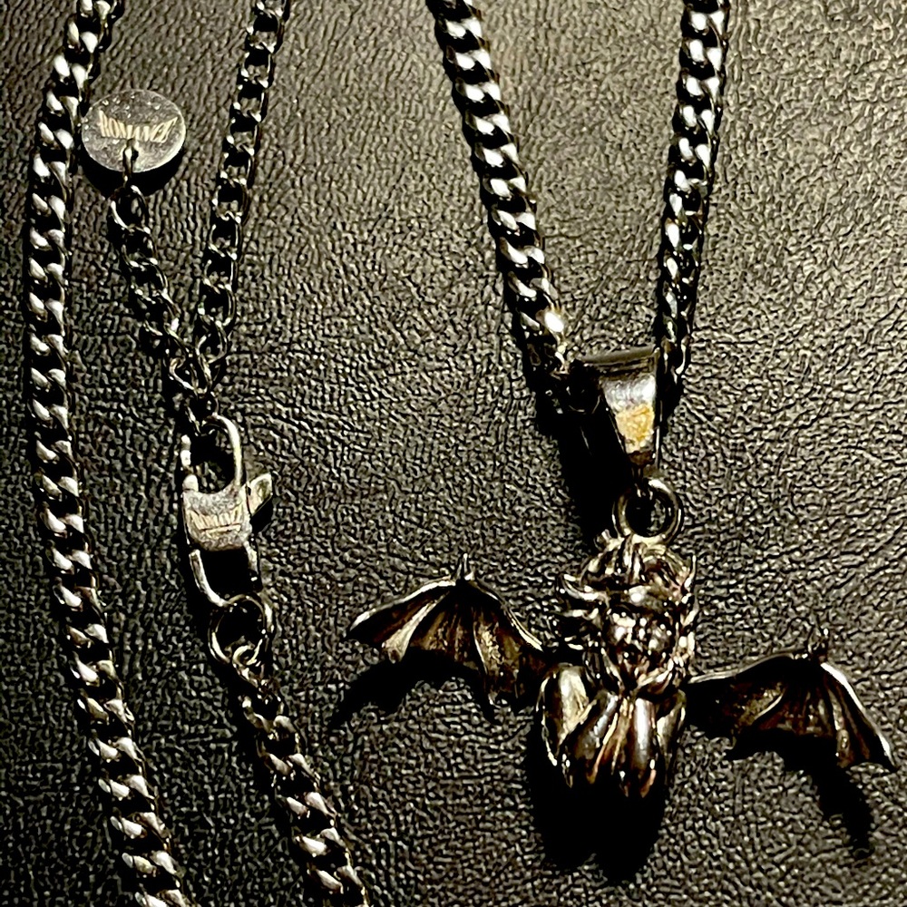 RARE ROMANCE Fallen Angel Chain